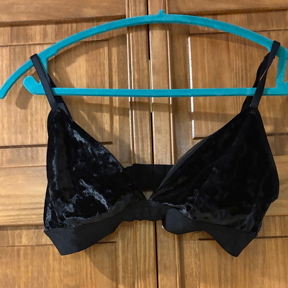 PINK Victoria's Secret Black Velvet Triangle Bralette size medium